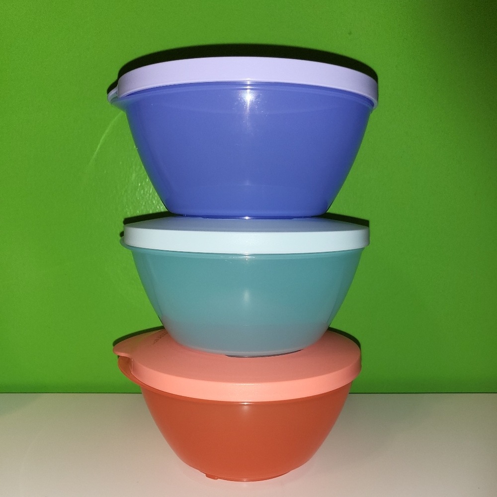 Tupperware Set of 3-425ml Snack Store Serve Bowls